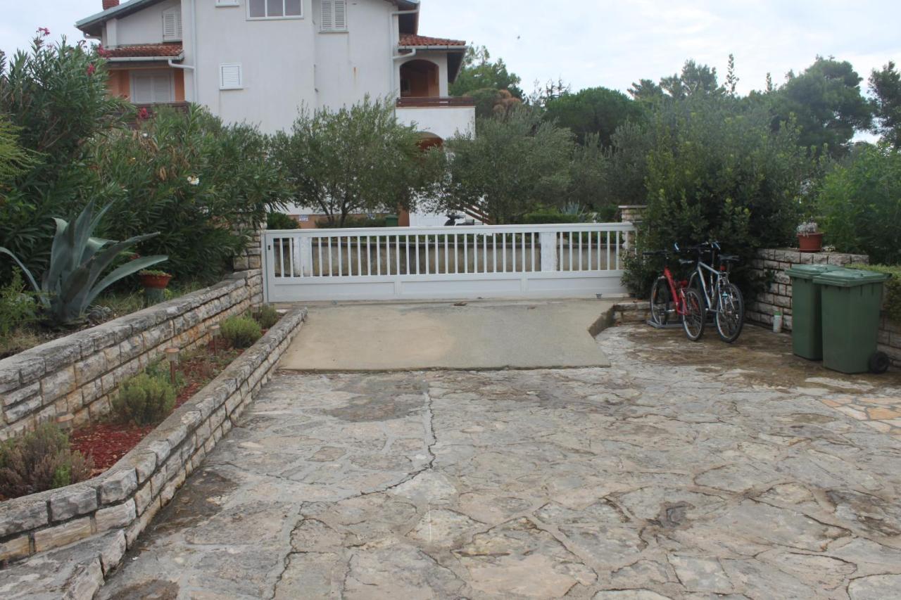 Summer House In نوفاليا المظهر الخارجي الصورة