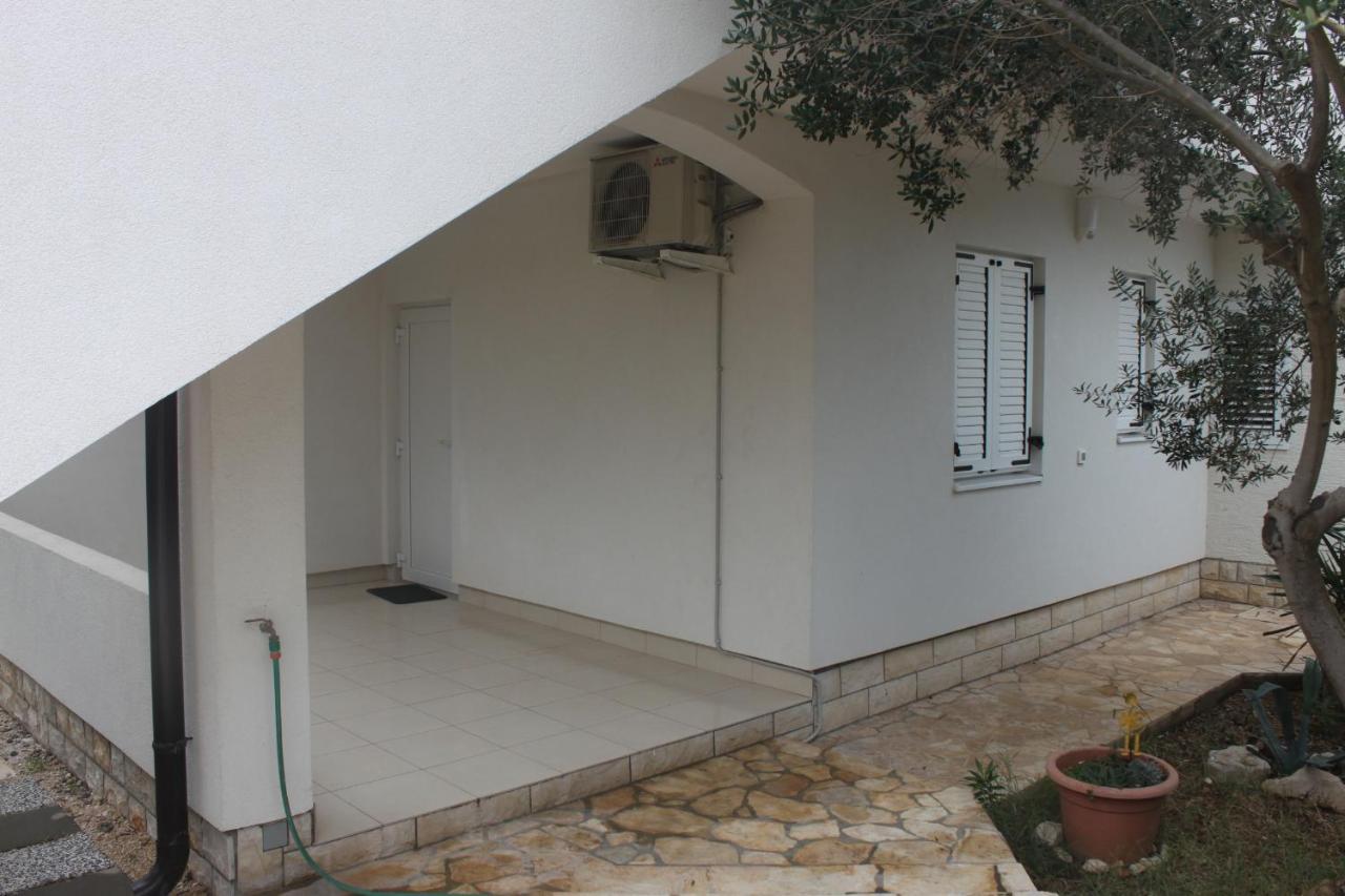 Summer House In نوفاليا المظهر الخارجي الصورة
