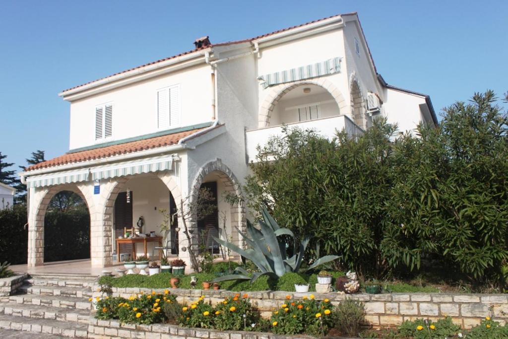 Summer House In نوفاليا المظهر الخارجي الصورة